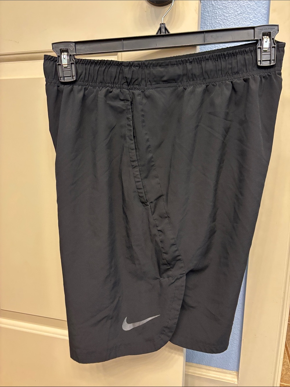 Nike Black Men’s Dri-FIT Training Shorts Swoosh L